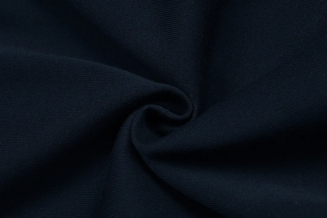 AMI 2026New Arrival Imported machine-embroidered love letter logo, essential for daily commuting for men and women Casual shorts ·Customized milk silk cotton fabric ·Imported machine embroidery technology ·Waist label, hangtag, three wash marks complete Color: Dark Blue Sizes: XS S M L